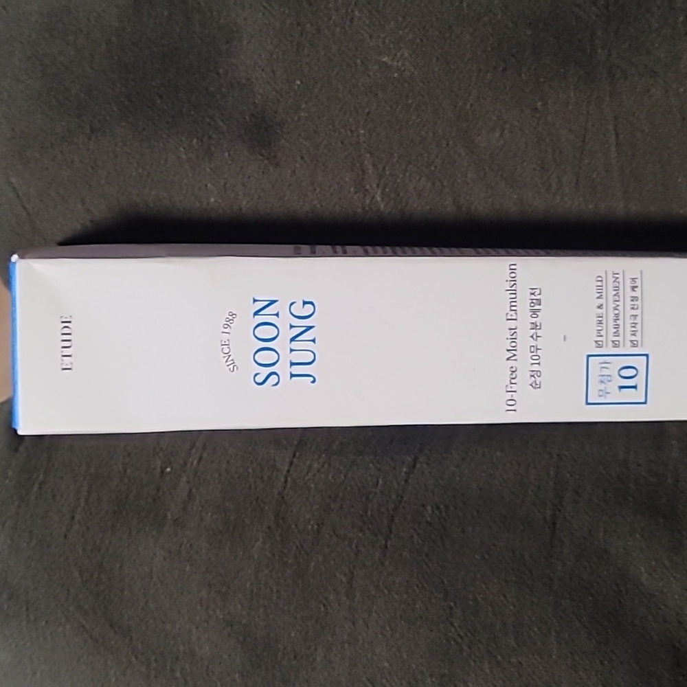 ETUDE, soon jung 4.3 oz.